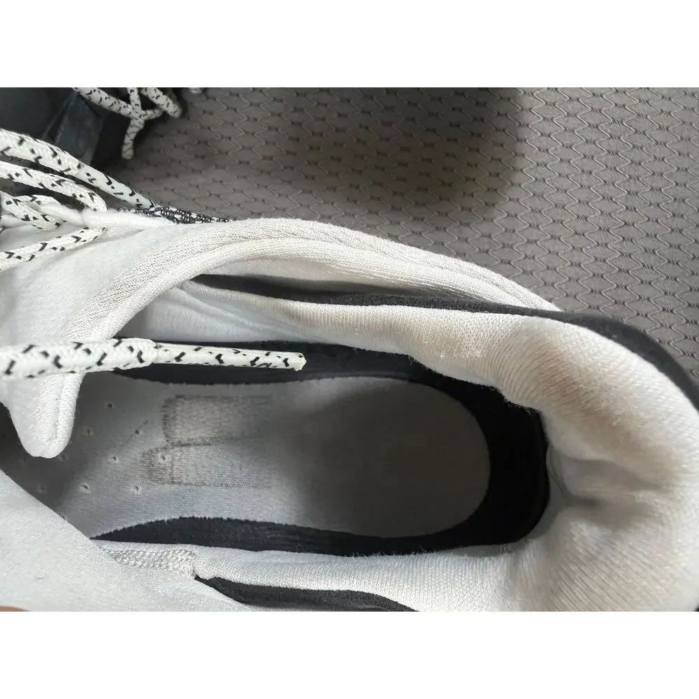 On Cloudnova Shoes Mens Size 9.5 Gray White Running Athletic Sneakers CloudTec